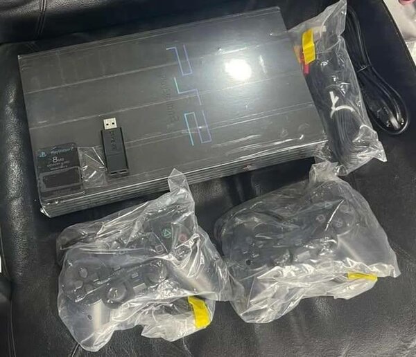 Console PS2 Slim avec Manettes