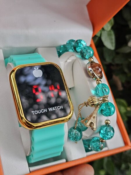 Montre Homme et Femme avec Bracelets