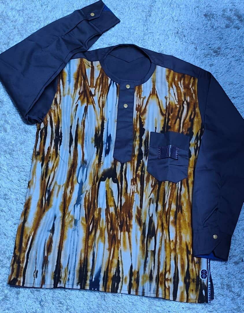 Chemise africaine à motifs colorés