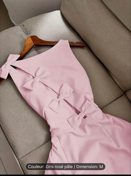 Robe élégante à nœuds roses