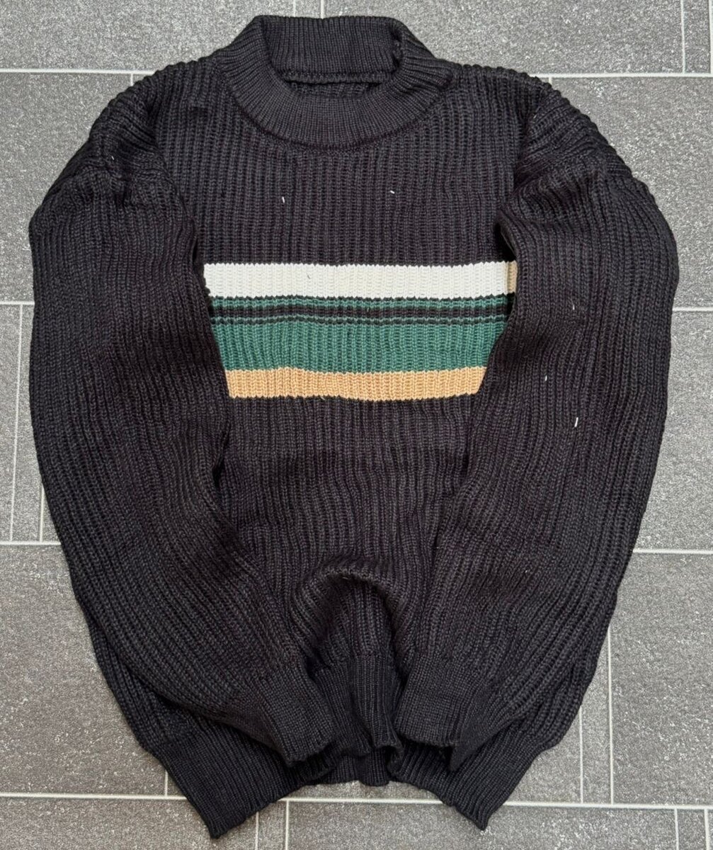 Pull en laine rayé élégant