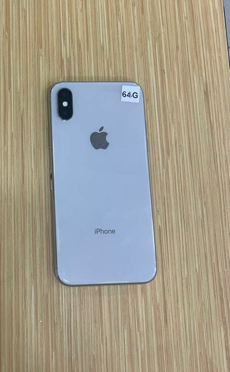 iPhone X 64Go Argent