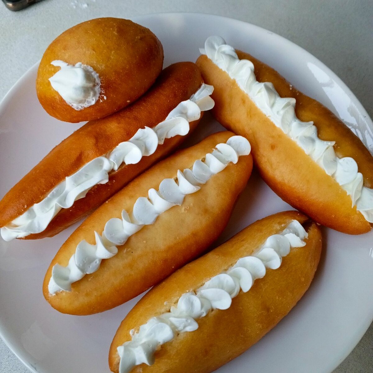 Cream donuts K100 for 8 pcs