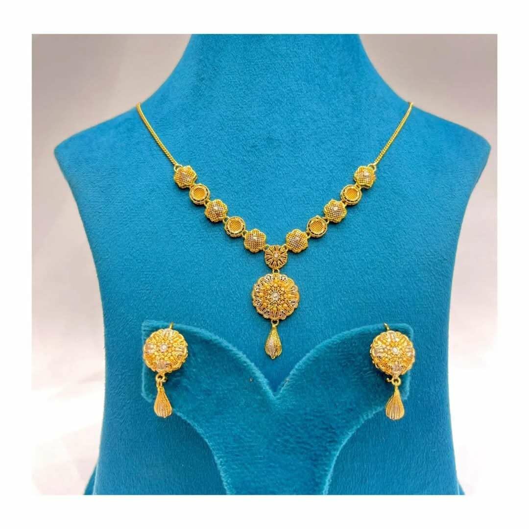 Ladies necklace and earring