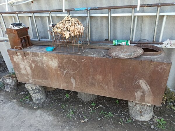 Металлическая емкость