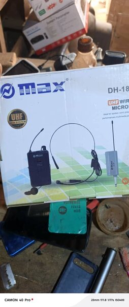 Microphone sans fil UHF