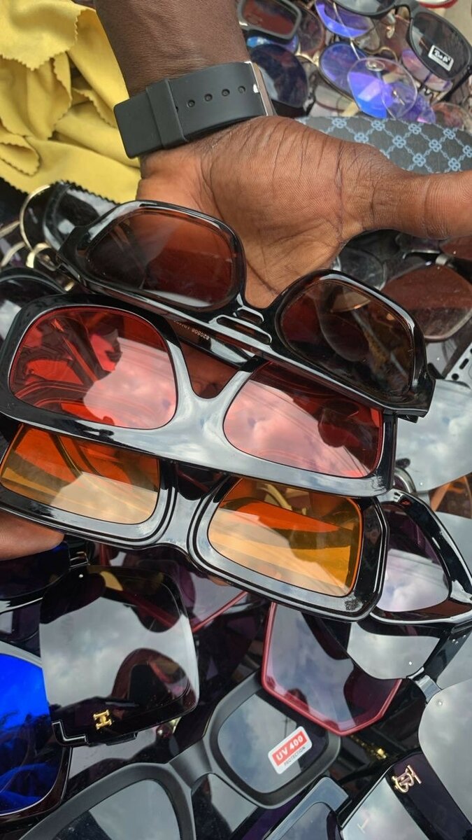 Lunettes de soleil stylées