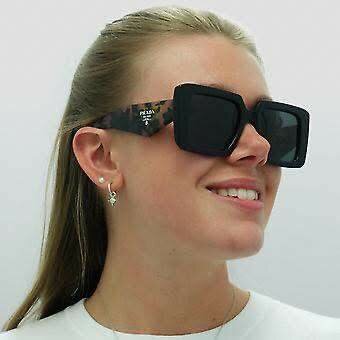 Lunettes de soleil carrées tendance