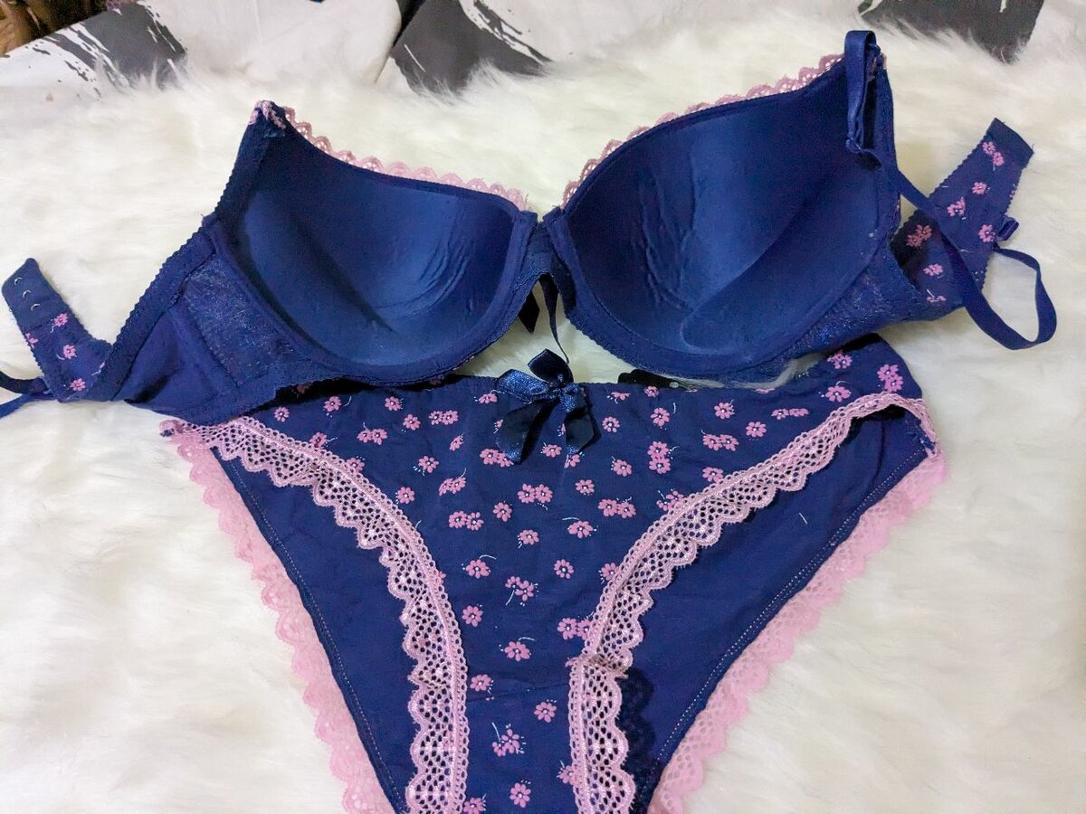 Ensemble lingerie dentelle