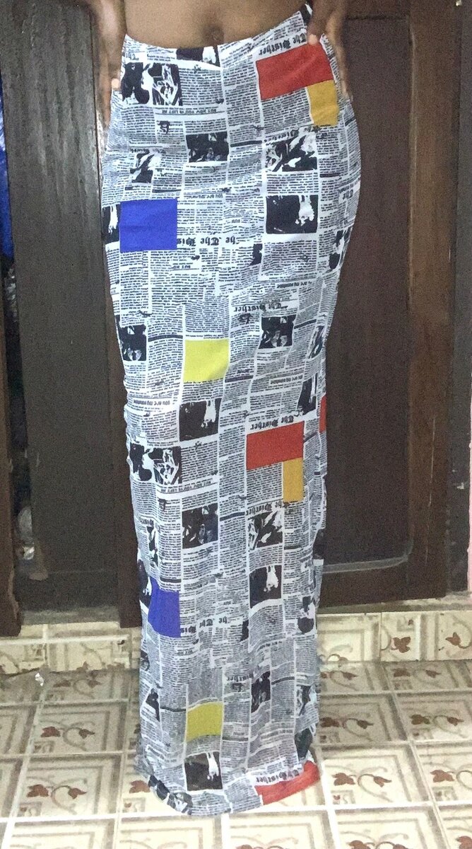 Jupe longue imprimé journal