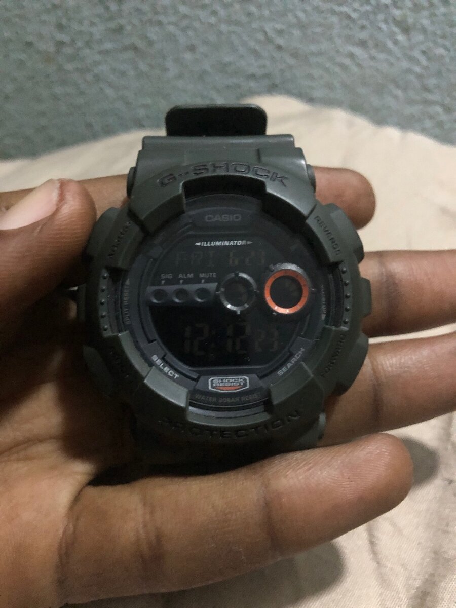 Montre sportif homme