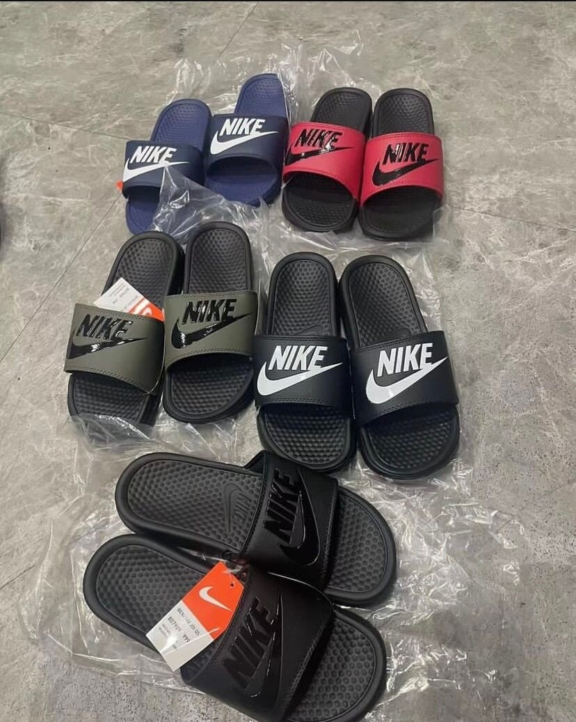 Nike slippers