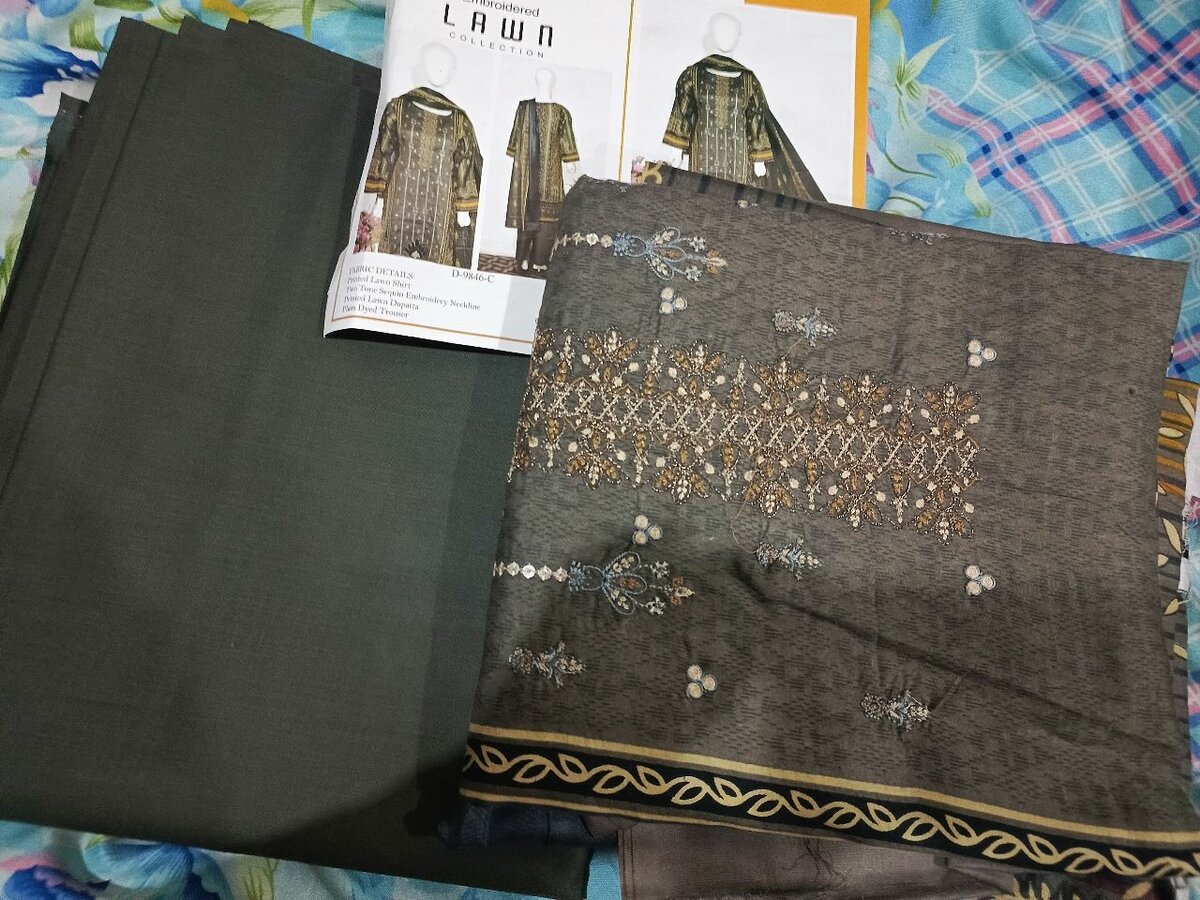 New Eid collection deal couple dresses same