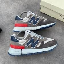 Chaussures de sport modernes