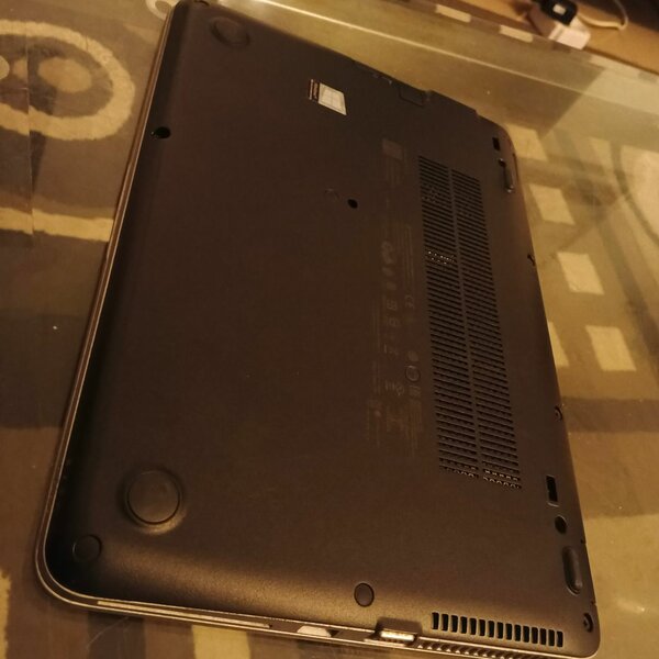 HP 820 G3