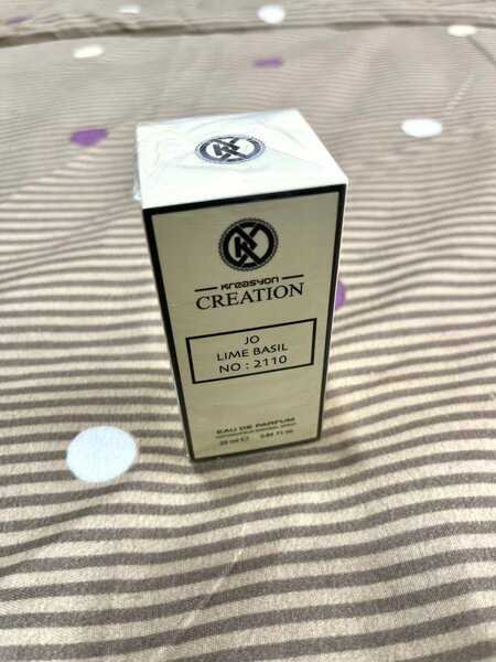 Création Parfum No. 2367