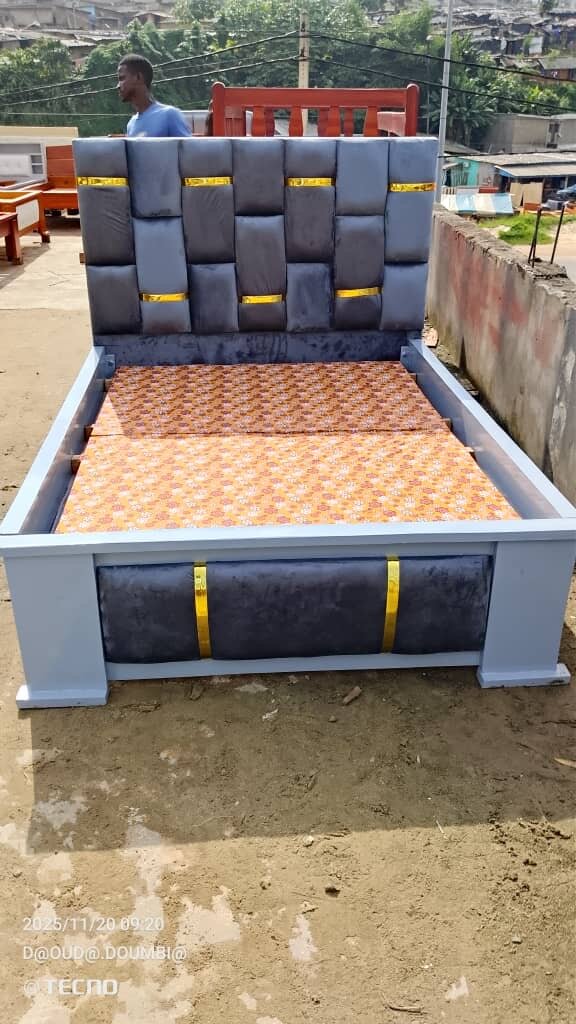 Lit double moderne élégant