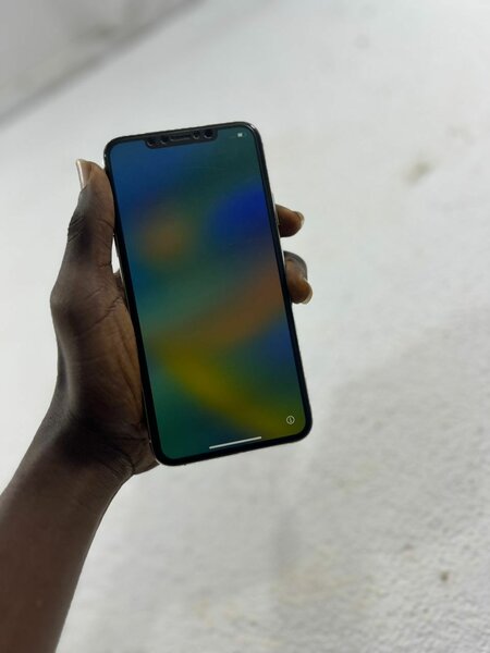 iPhone 11 pro max 64 giga