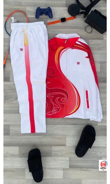 Ensemble de survêtement sportif