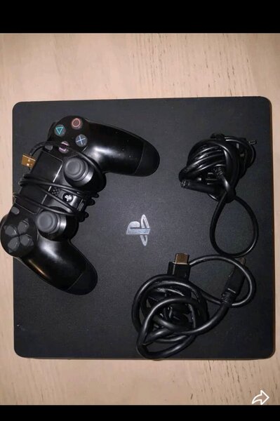 Console PlayStation 4 Slim
