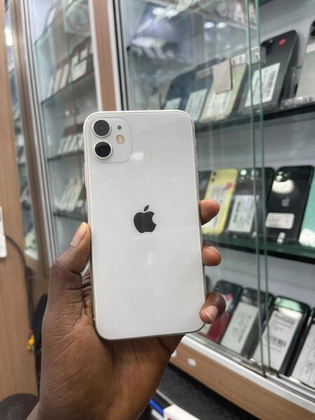 iPhone 11 simple