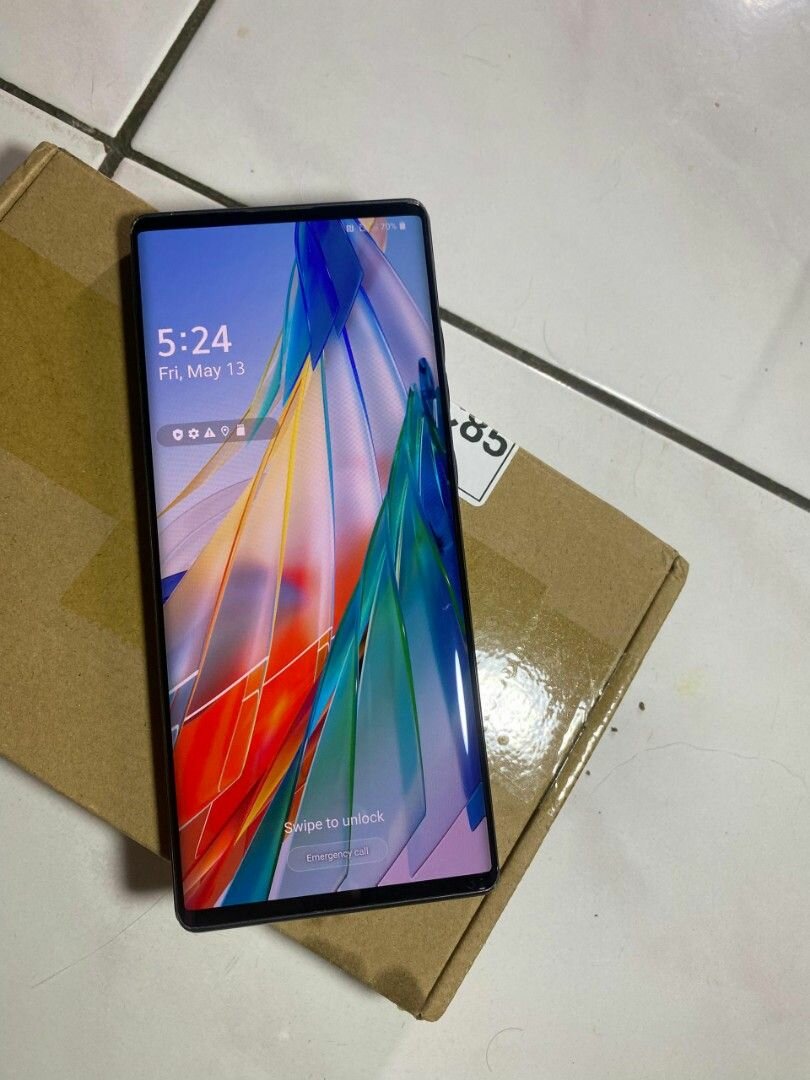 Fresh in box LG Wing 5G 128gb/8gb