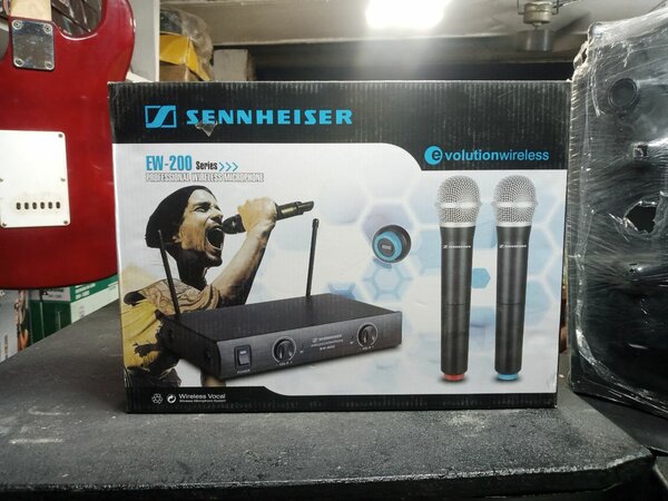 Baladeur Sennheiser EW-200