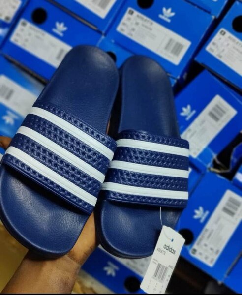 Claquettes de piscine Adidas