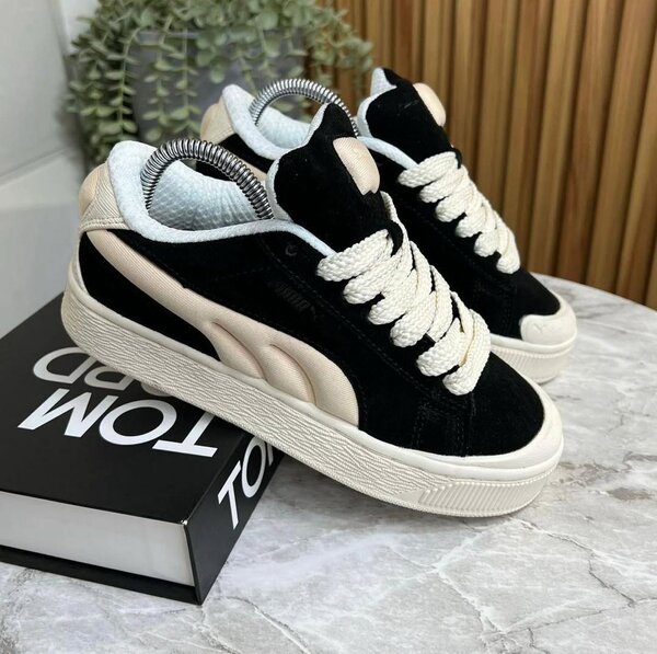 Sneakers noires et beiges