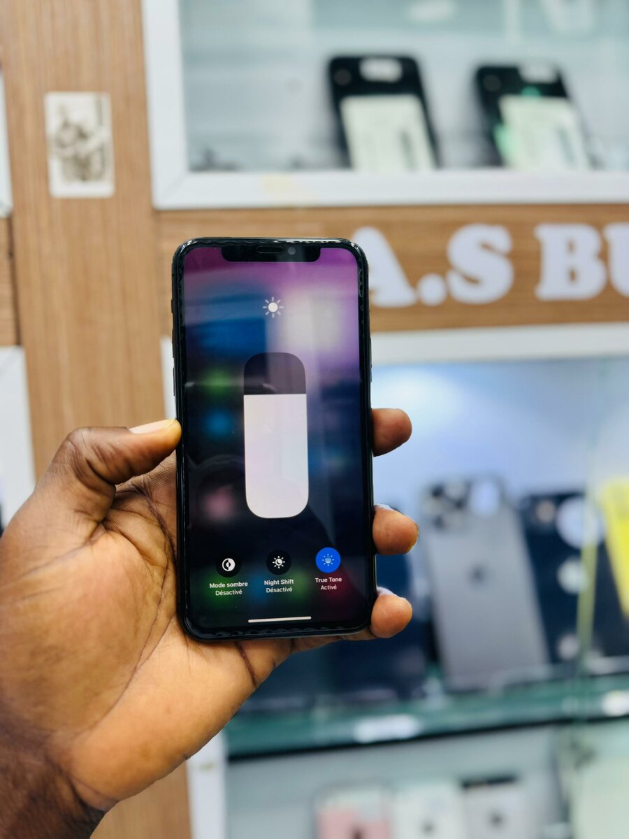 11 pro 64Go tout passe