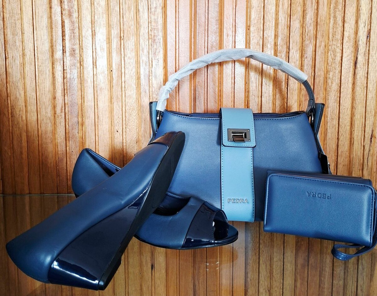 Ensemble sac et chaussures élégants