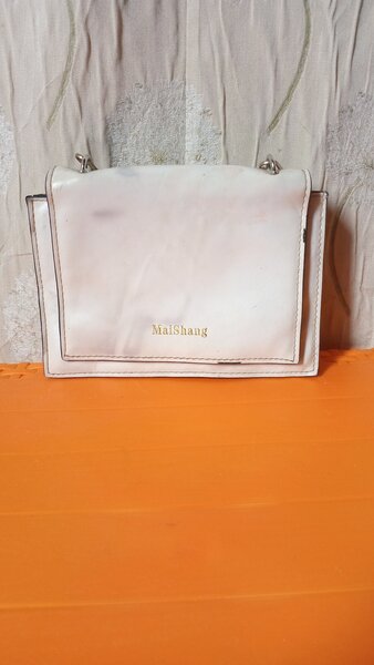 Sac blanc élégant friperie