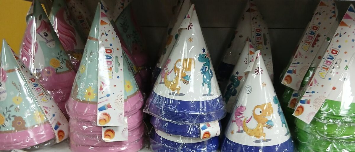 Chapeau anniversaires (12pcs)