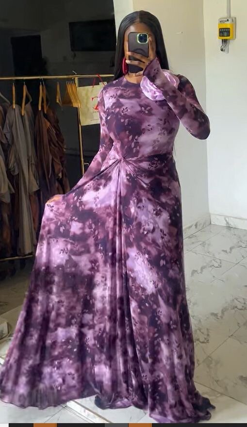 Robe longue élégante tie-dye