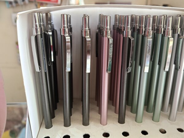Marondi Ball point