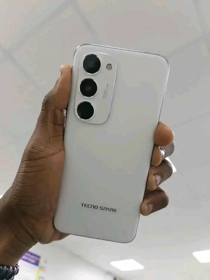 Tecno Spark 40 Pro Smartphone