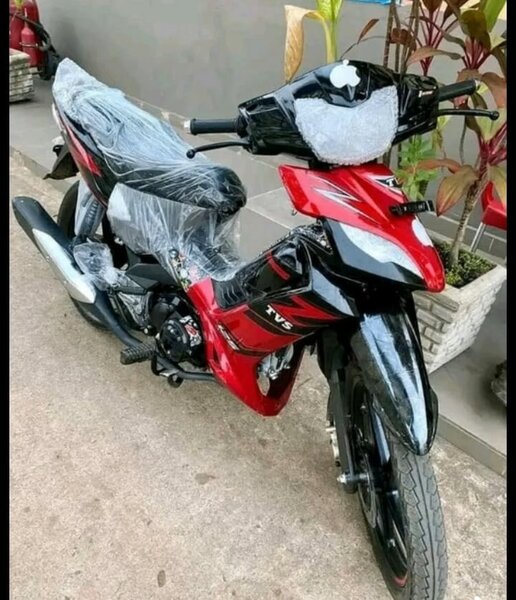 Moto Scooter Sportive Rouge