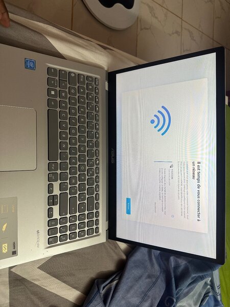 Ordinateur portable ASUS slim