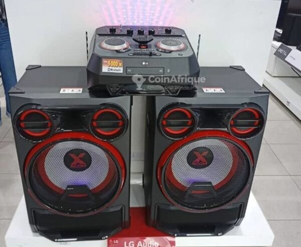 Système Audio Puissant 5000W