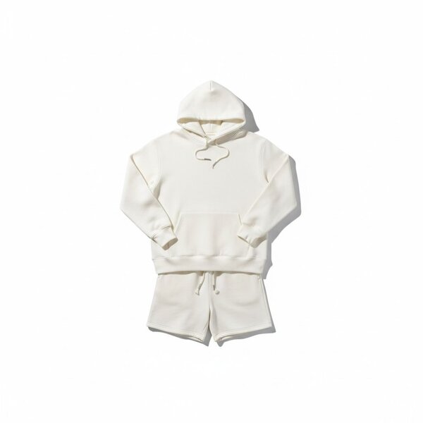 Ensemble hoodie et short