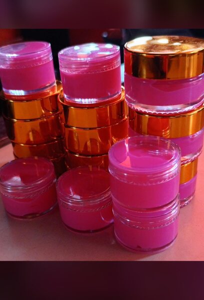 Crème lèvres rose