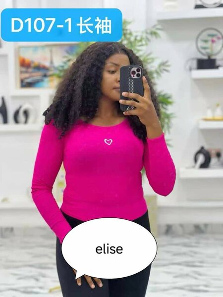 Body noir élégant femme