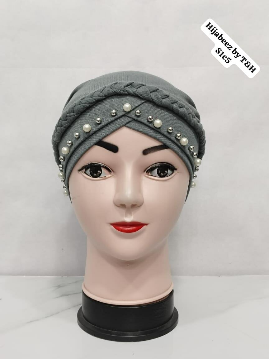 choti  pearls cap