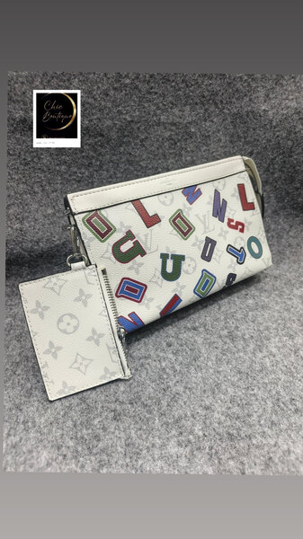 Pochette tendance en cuir