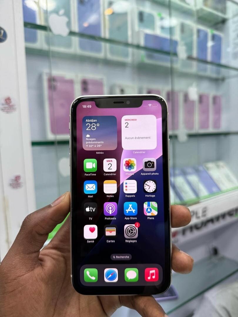 iPhone 11 64go quasi neuf