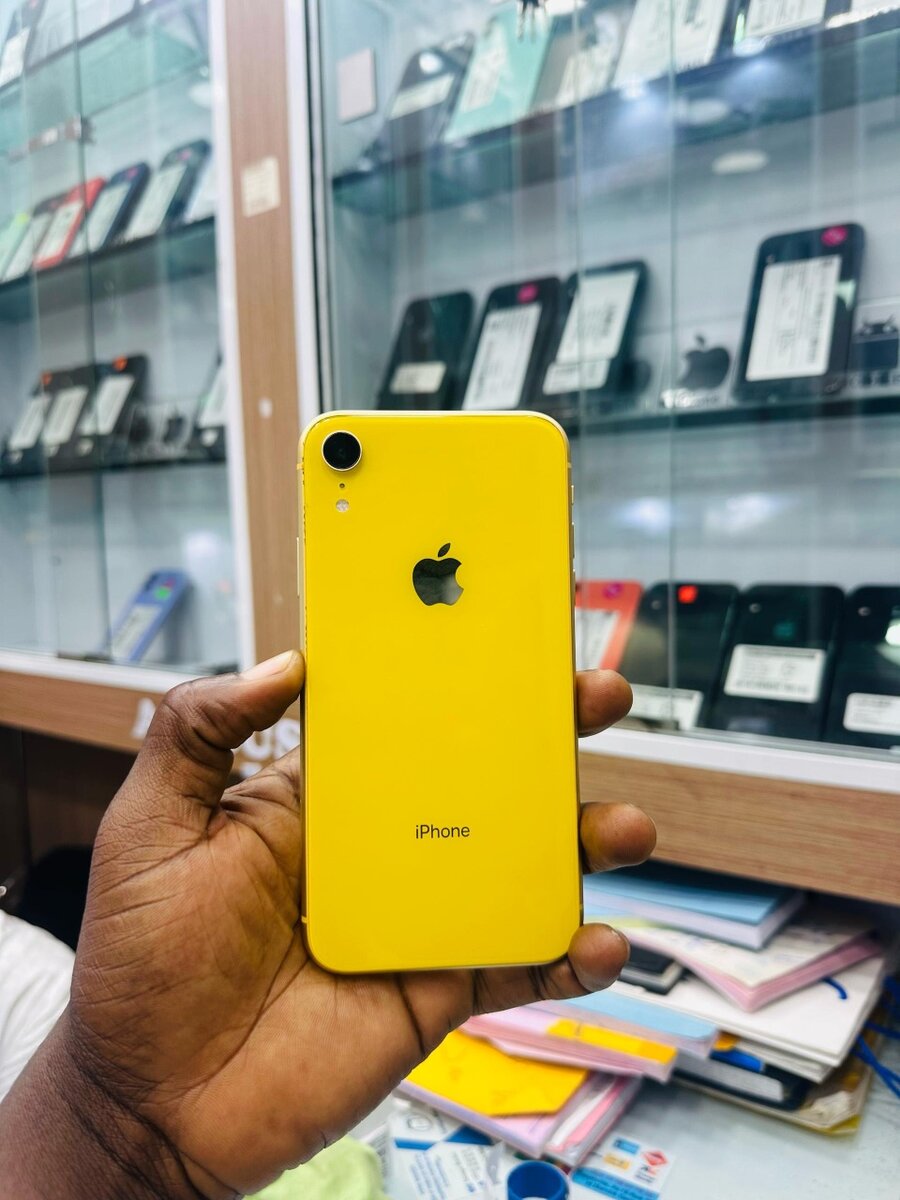 iPhone XR Jaune