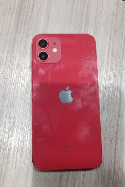 iPhone 12 rouge 128GB