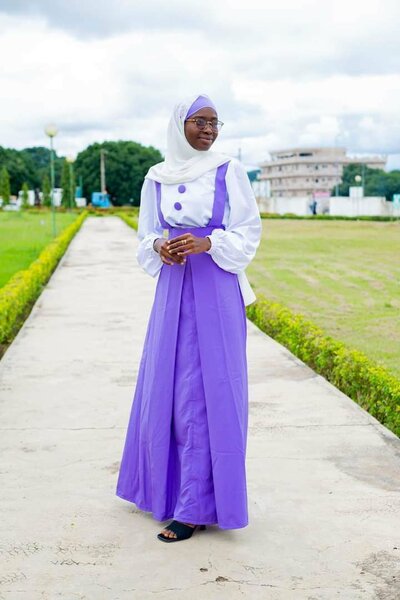 Haut + jupe et robe + Voile