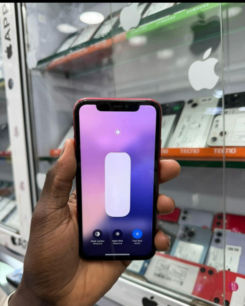 iPhone 11 Rouge 64GB