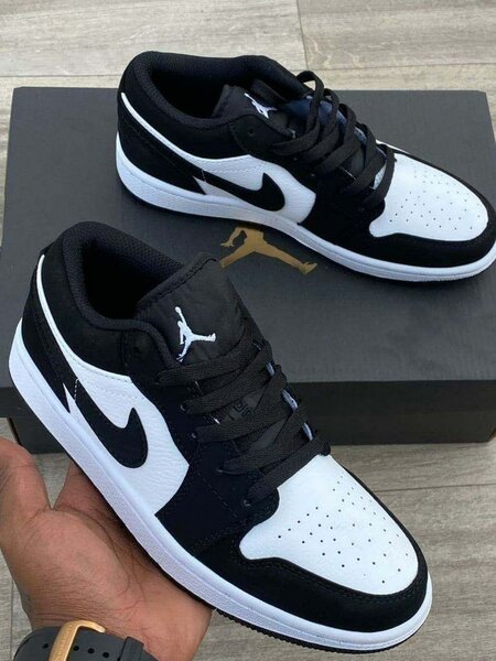 Chaussures Air Jordan basses